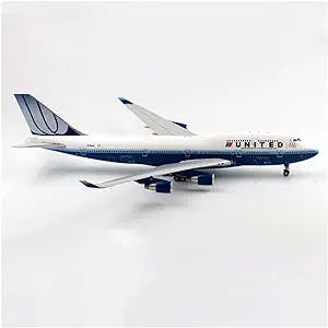 The HATHAT Alloy Resin Collectible Airplane Models 1:200 Alloy Airplane Mod
