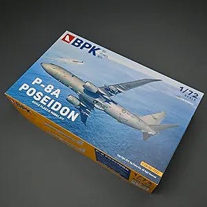 BPK 7222-1/72 - Poseidon P-8A Scale Model kit