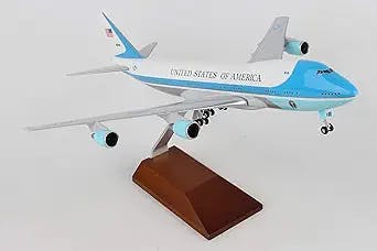 Daron Skymarks Air Force One VC25 with Gear and Wooden Stand Model Kit for unisex-children(1/200 Scale)